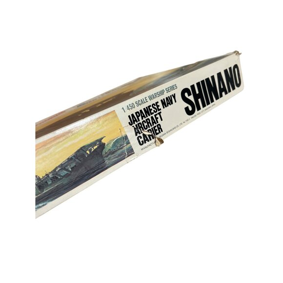 Hasegawa 1/450 Scale Shinano Japanese Aircraft Carrier Model Kit - Picture 4 of 5